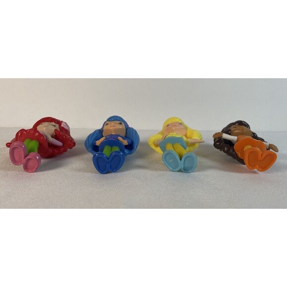 Strawberry Shortcake Mini Figures Lot of 4 w/ Oven GND Hasbro 2010s - Picture 3 of 8
